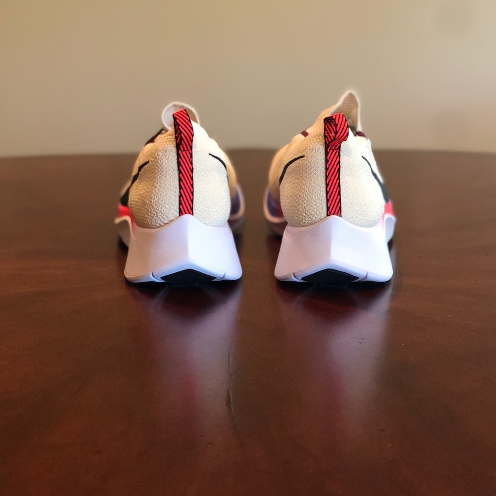 Nike Zoom Fly Flyknit Running Shoes - Picture 5 of 6